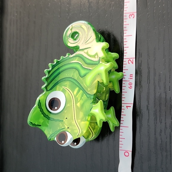 Disney's Tangled - Pascal Hair Clip - Picture 6 of 6